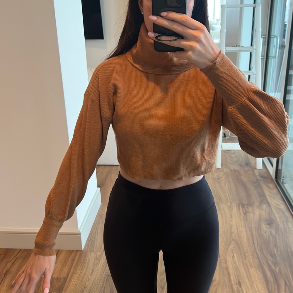 Forever 21 cropped turtleneck sweater